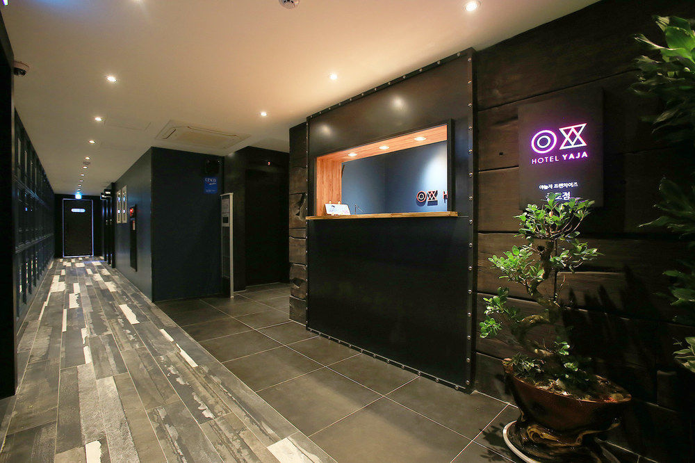 Hotel Yaja Jongno Сеул Екстериор снимка