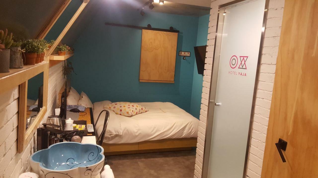 Hotel Yaja Jongno Сеул Екстериор снимка